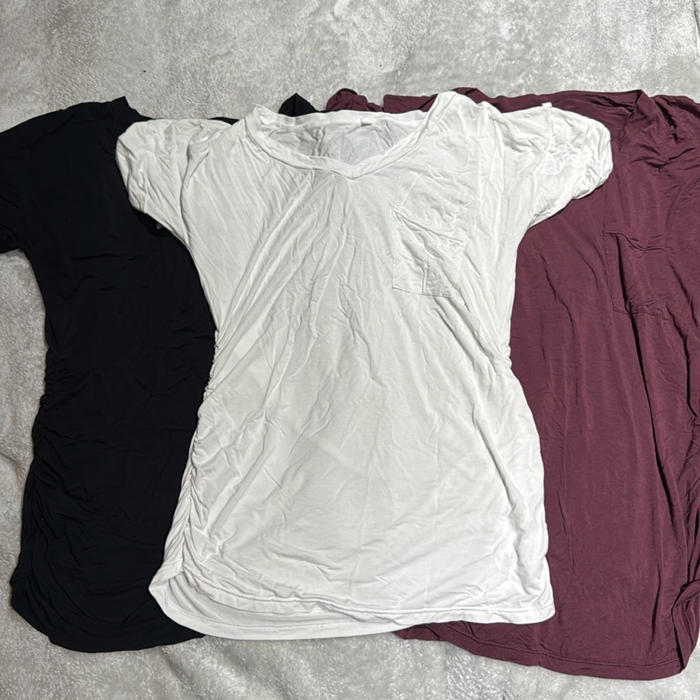 3 pk maternity v-neck, short sleeve shirts